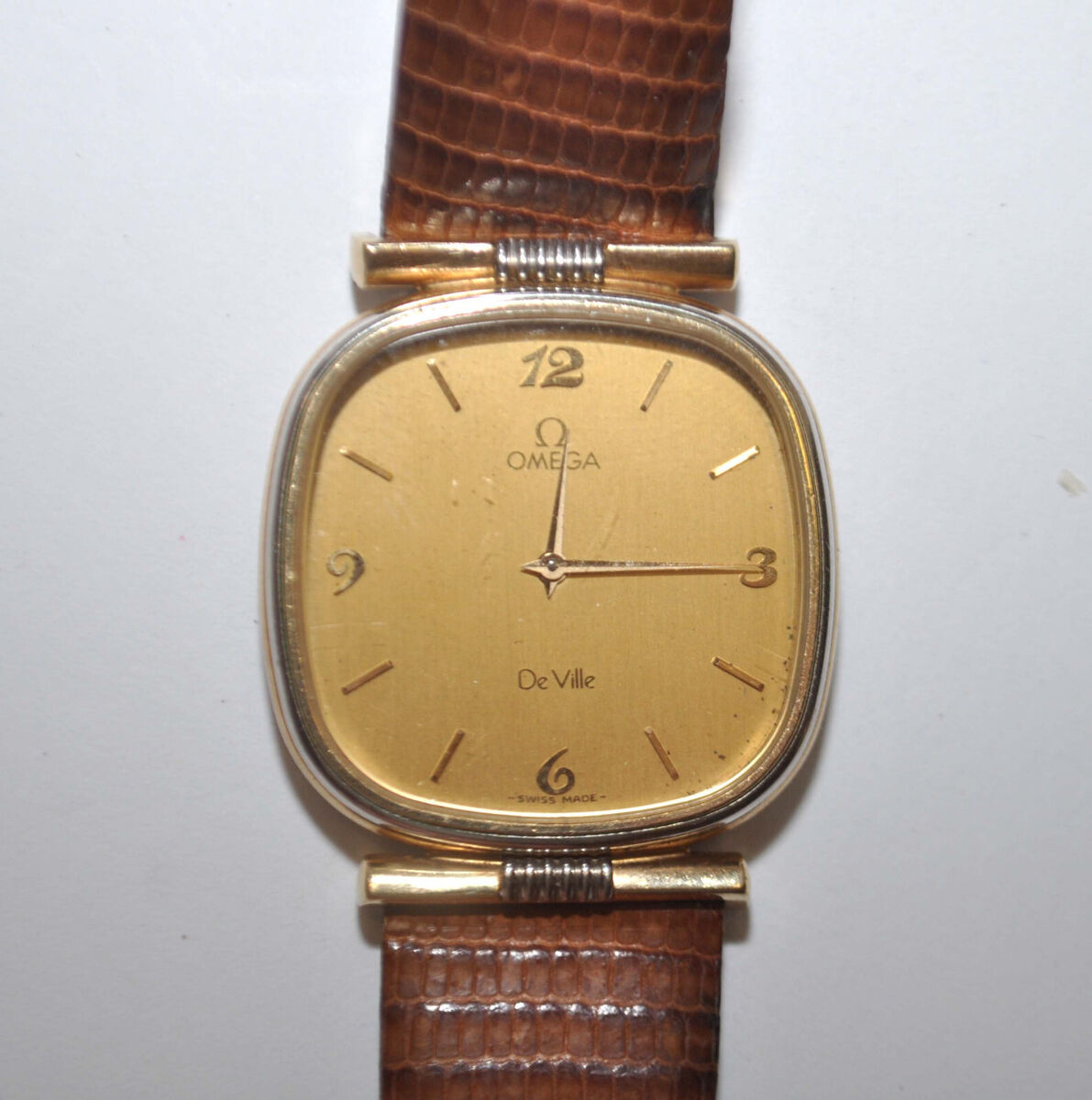 Luxury 80's OMEGA De Ville Cal. 1365 Crownless Quartz Mens Luxury 80's OMEGA De Ville Cal. 1365 Crownless Quartz Mens