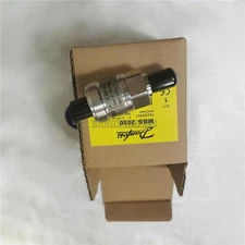 1PCS danfoss 060G3869 162U990 pressure sensor