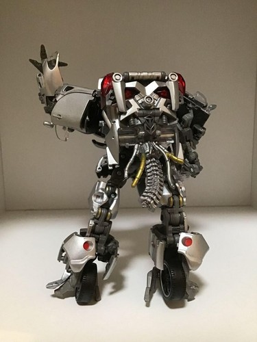 MPM-9 Autobot Jazz Figure Transformers Masterpiece Movie Series TAKARA TOMY Toy - Picture 13 of 17