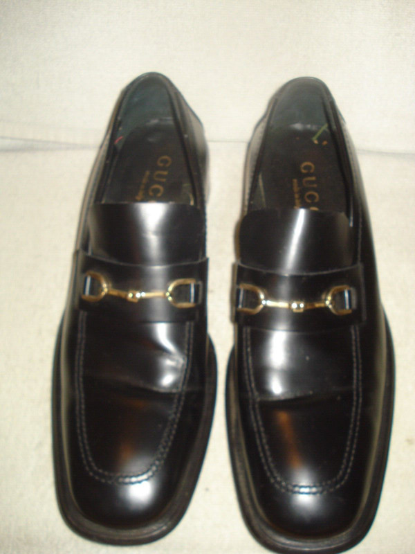 100% AUTHENTIC USED MEN GUCCI BLACK BIT DRIVERS/LOAFERS EU 42 D/US 9 D