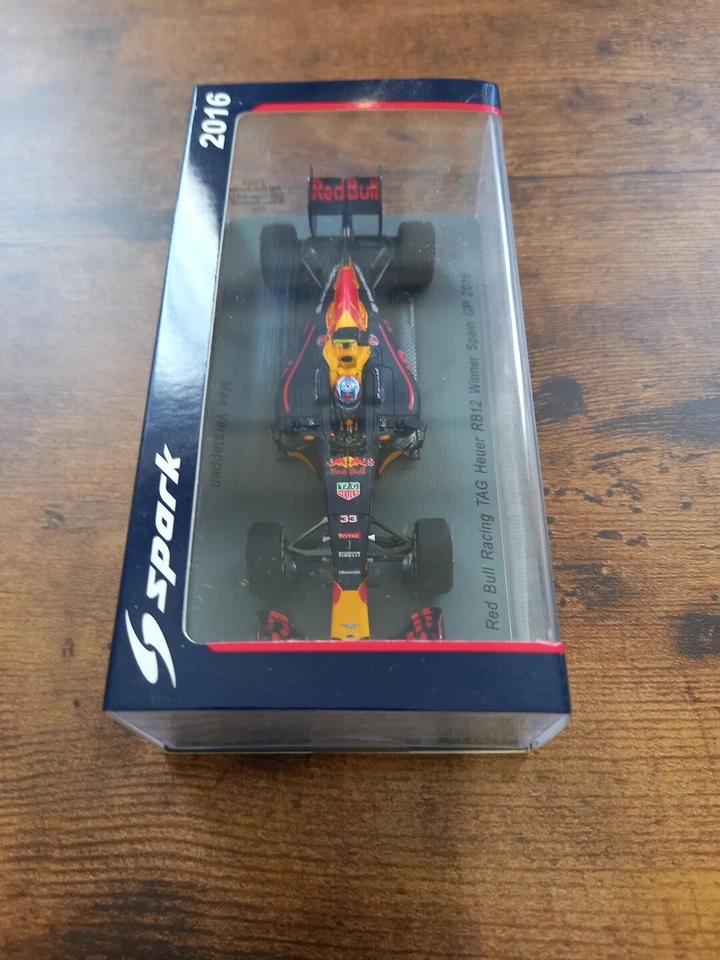 SPARK S5019 Red Bull Racing TAG Heuer RB12 Winner Spain GP 2016 Max Verstappen - Image 4 of 4