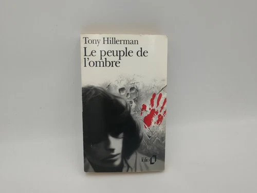People of Darkness Tony Hillerman SIGNED French Paperback 1981 John Chee 