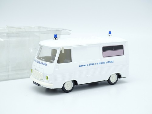 OLD NOREV PEUGEOT FOURGON J7 1966/1967 POSTES POSTE PTT 1/43 REF 472010 in BOX EUR 24,99 - FR