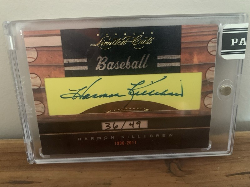 Panini 2011 National Treasures Baseball Harmon Killebrew Twins Cut Auto 36/49