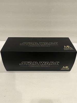 Master Replicas Luke Skywalker Lightsaber SW-110 Signature Edition