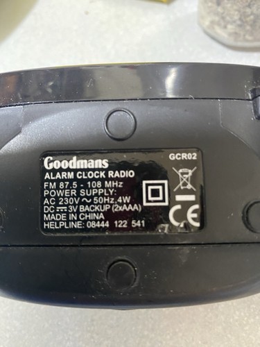 Goodmans Digital Alarm Clock And Radio orange display working with snooze button - Picture 3 of 3