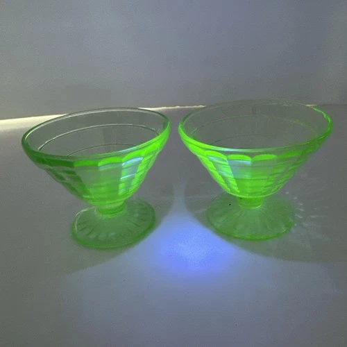2 Vintage ANCHOR HOCKING? Vaseline Uranium Optic Glass Sherbert Cups Green Glow