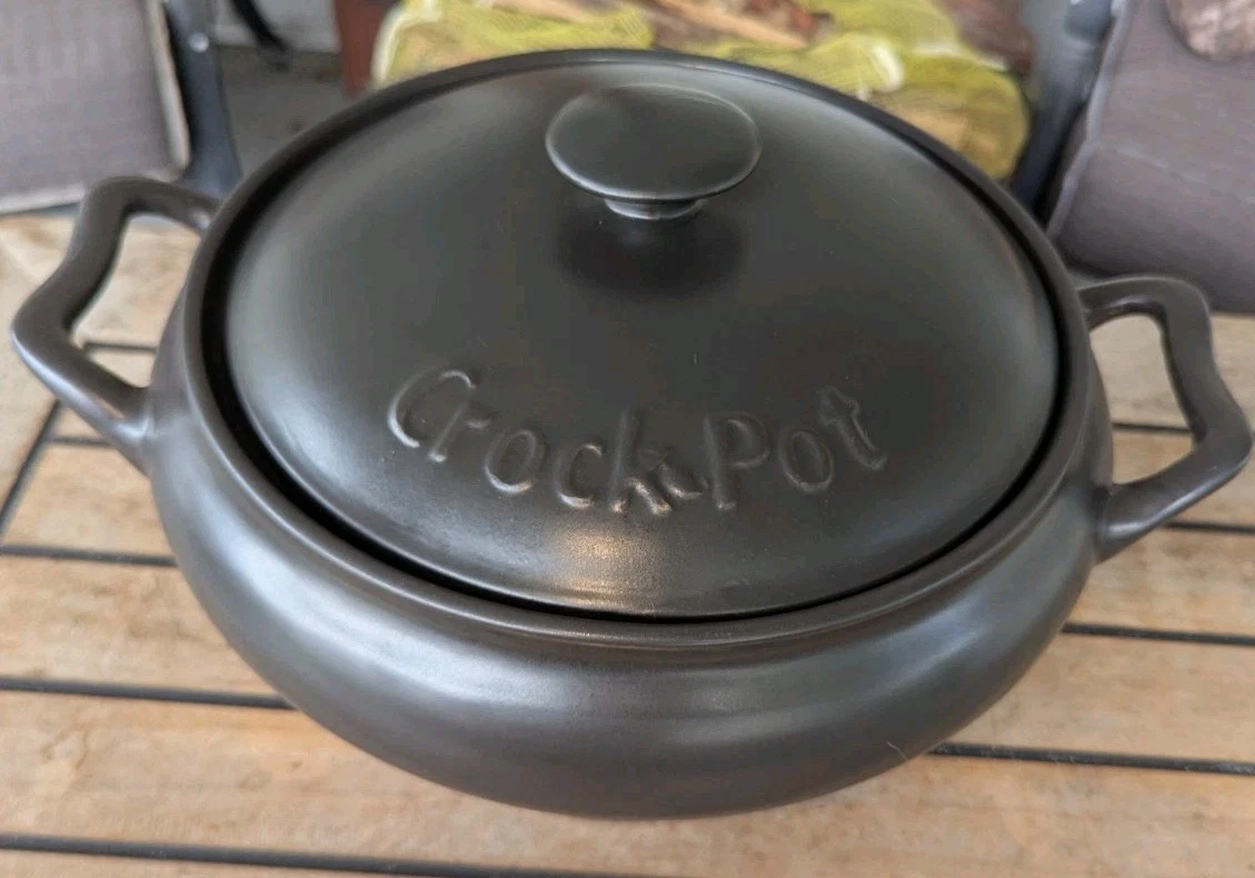 Rival Crock Pot VersaWare SC7500 5 Qt Slow Cooker Stoneware “Pot And Lid Only”