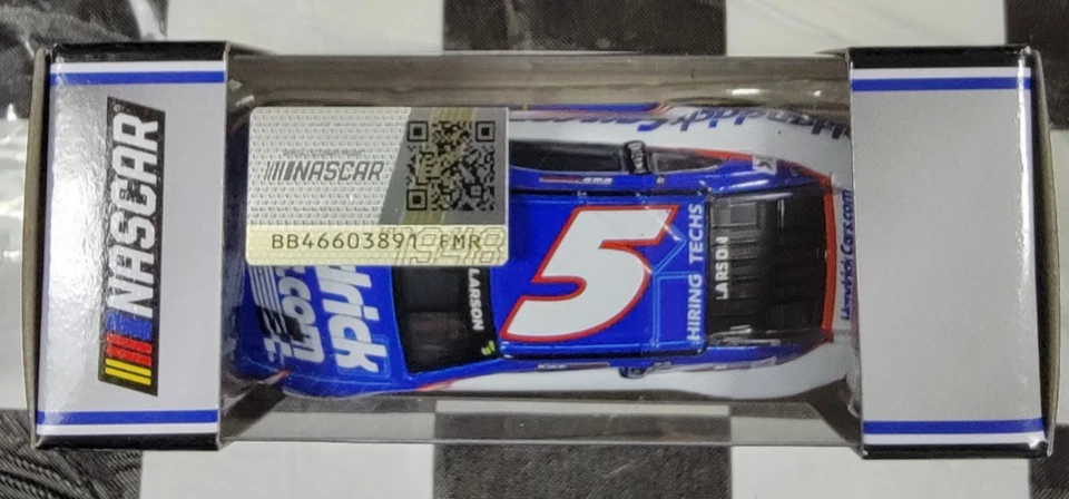 Kyle Larson #5 Hendrickcars.com Bristol Ganador 2025 Chevrolet 1:64 - Imagen 3 de 4