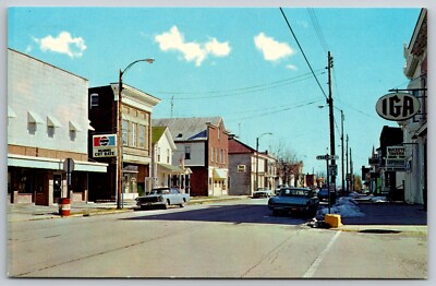 Postcard West Manfield St. 1950's - 60's Cars New Washington O. *8560