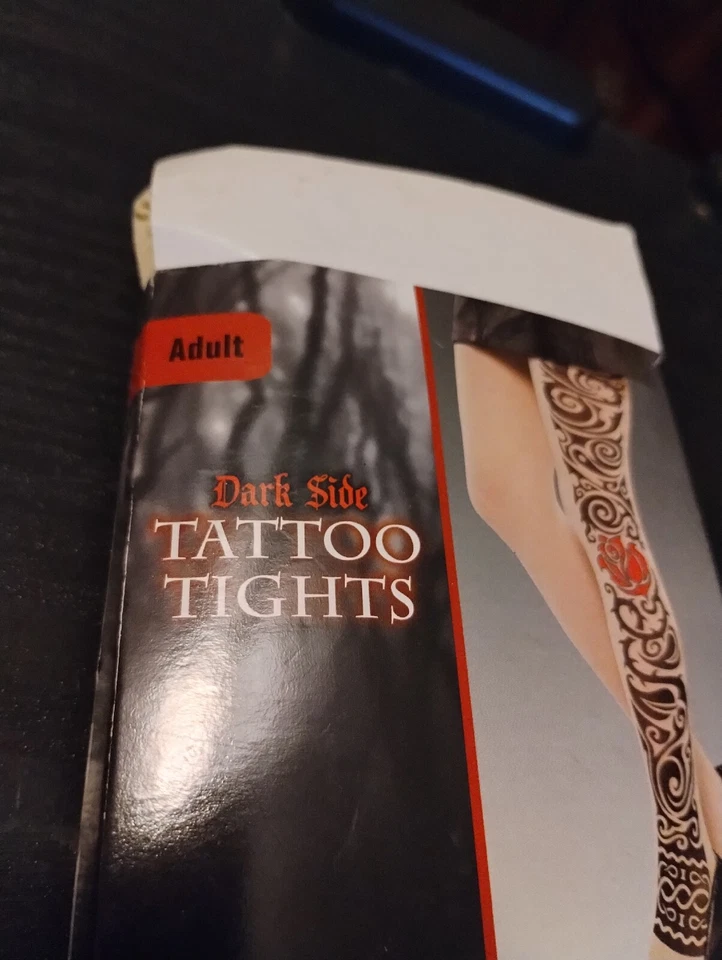 Lado Oscuro ~ Medias Tatuaje ~ Adulto ~ (14+) TOTALMENTE NUEVAS en Paquete Novedad SEXY Medias Foto 2 de 4