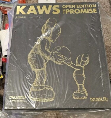 その他 KAWS THE PROMISE BLACK KAWS THE PROMISE Vinyl Figure Black - US