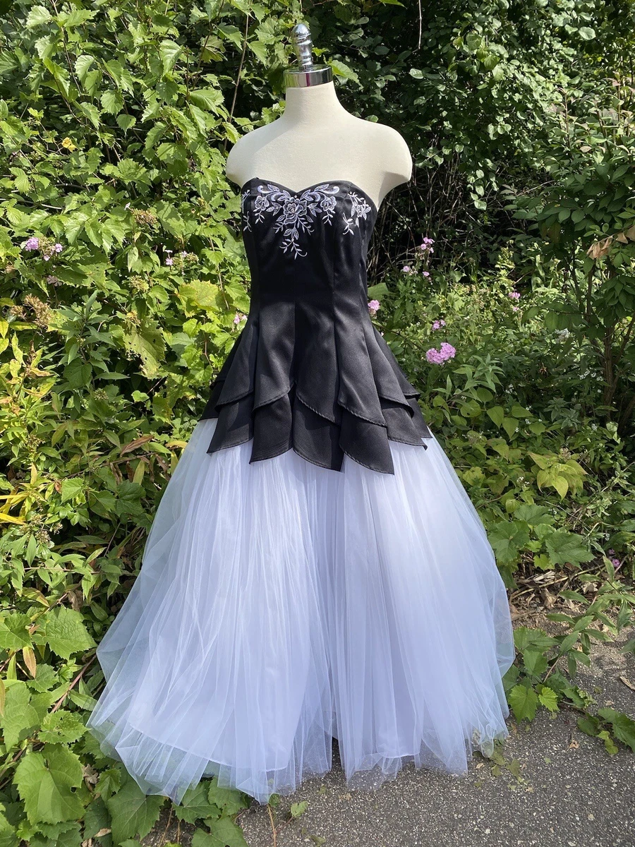 Gothic Black Satin Wedding Dress Off Shoulder Beaded Princess Corset Bridal  Gown | eBay