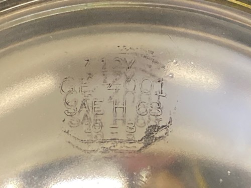 One GE 5 3/4" FORD SCRIPT 2 Prong High Beam Headlight Head Light Tested Working - Picture 5 of 5