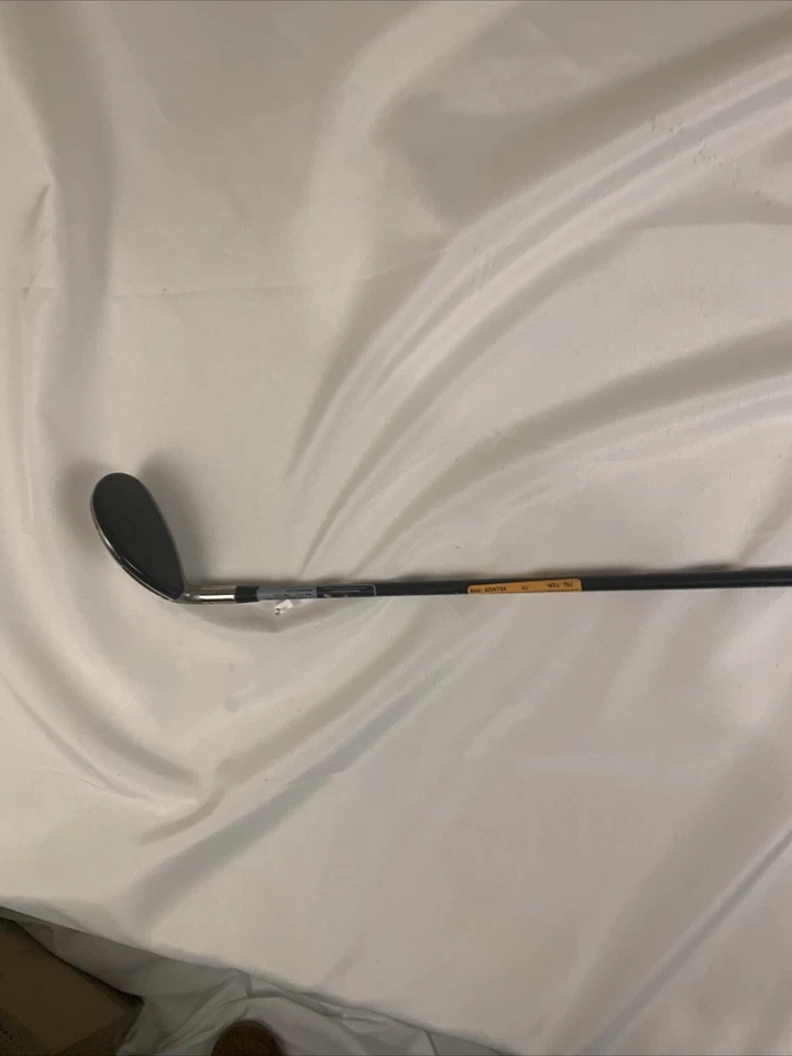 Callaway Diablo Edge 4 Hybrid 24* H-60G Mid Torque Graphite S Flex Left Hand - Image 4 of 4