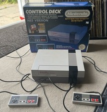 Boxed Nintendo NES Console 2 Controllers 1 Game. Tested And Working - See Pics!