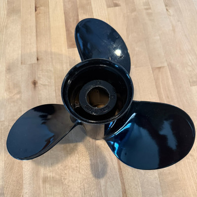 Mercury Black Max 13x 19P Propeller 48-77346A45