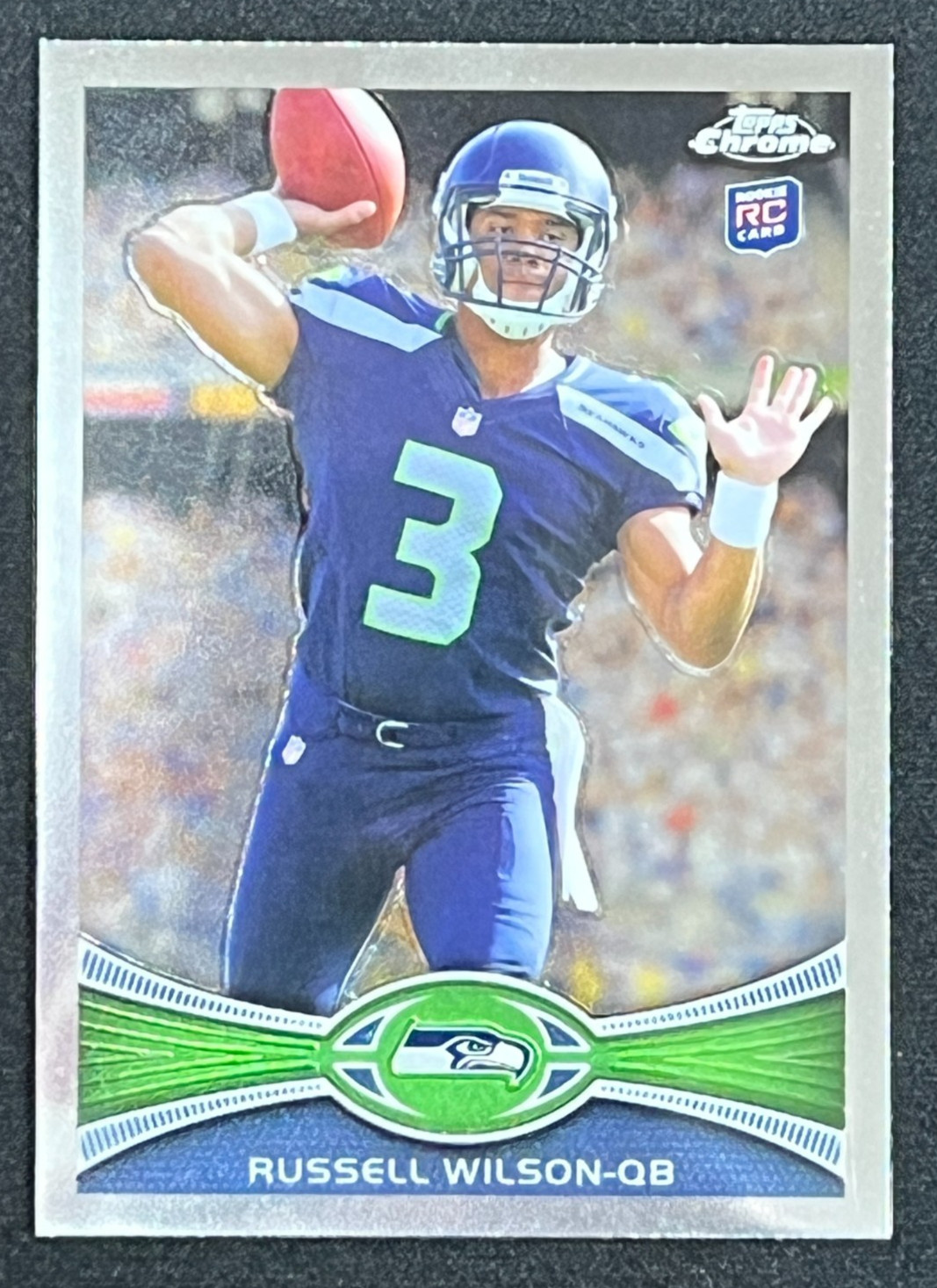 2012 Topps Chrome - Russell Wilson #40 Throwing Hand Visible (RC)