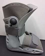 Aircast AirSelect Soft Strike Unisex Size Small Gray Walker Brace Walking Boot