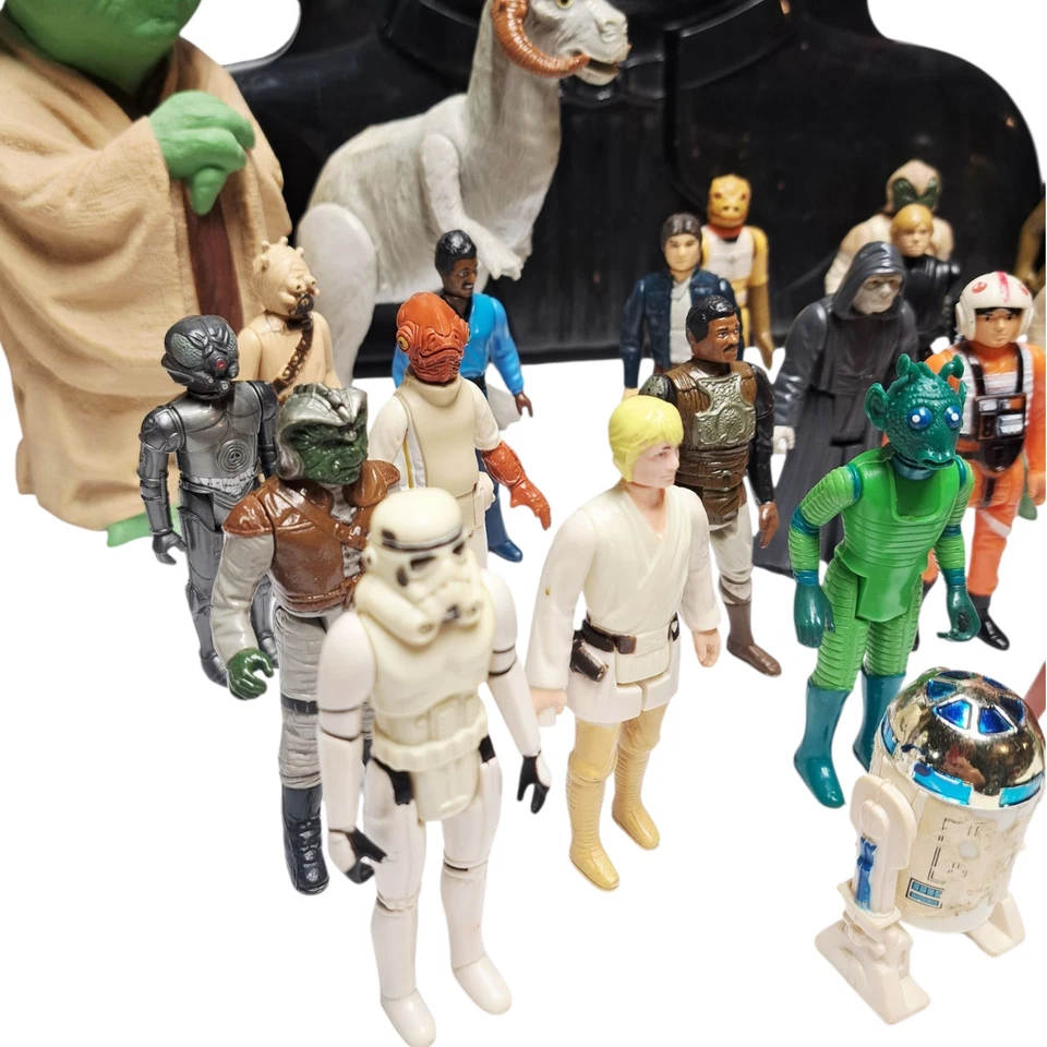 Vintage Star Wars 44 Figure Lot Collection ESB Darth Vader Figure Case 1977-84  - Image 2 of 4