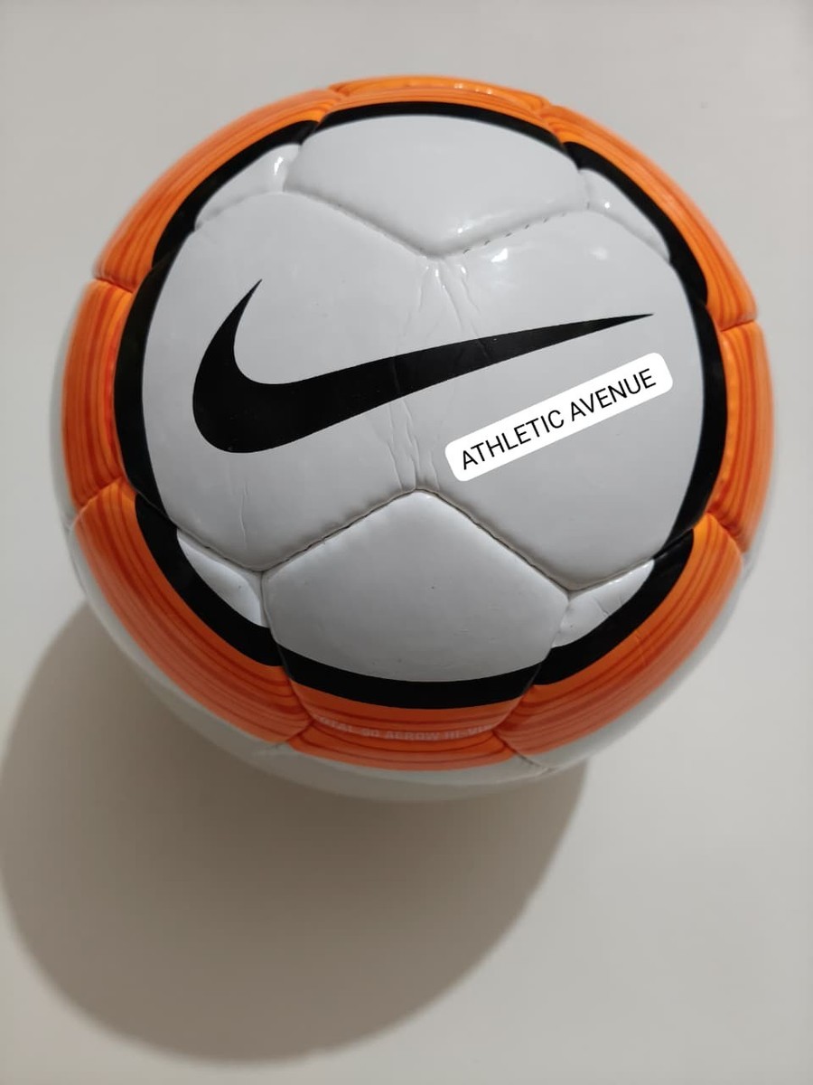 Nike Total 90 Aerow LFP 2005-2006 La Liga Soccer MatchBall Size 5