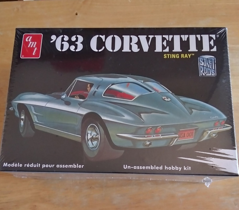 AMT '63 Corvette Kit "Sting Ray"  1/25 scale *Brand New*