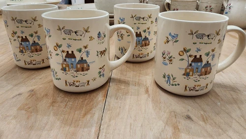 Heartland Pattern Coffee Mugs Set of 4