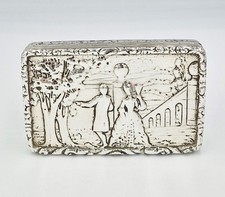 FINE GEORGE IV STERLING SILVER CLASSICAL SCENE SNUFF BOX Birmingham 1829