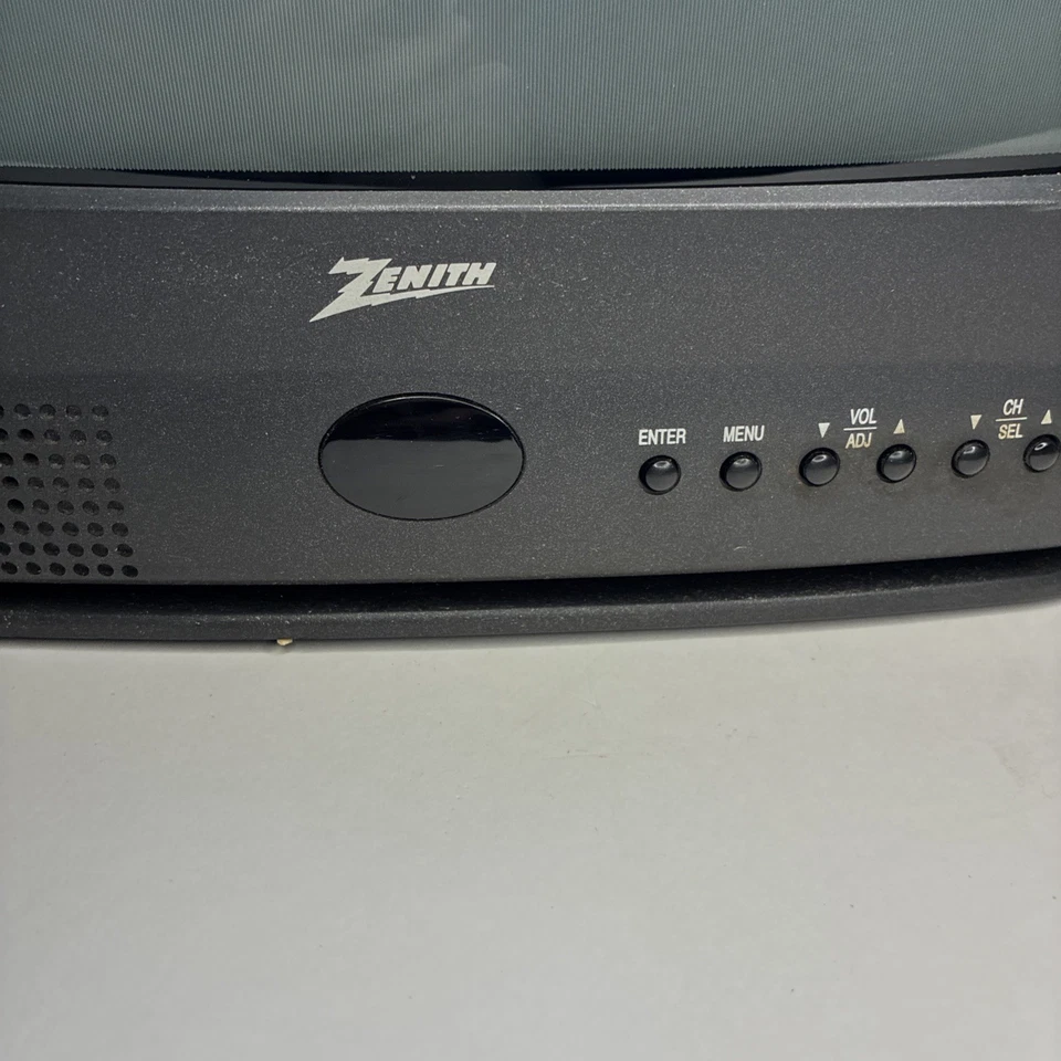 Vintage Zenith Video Game Television Retro Gaming CRT TV No Remote 1995!! GAMING - Image 4 of 4