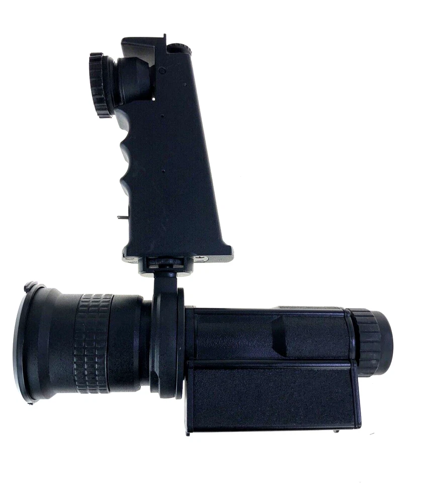 Mira telescópica rusa CYCLOP-1 de visión nocturna con iluminador AP-1Y con estuche Foto 2 de 4