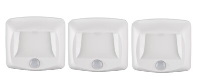 3~ Mr. Beams Motion-Sensing Battery Powered 35lm LED White Stair Deck Light 1 pk