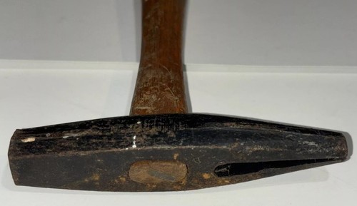 Stanley H304 Magnetized Mallet 5 Oz Made In USA 11” Wood Handle - Imagen 6 de 8