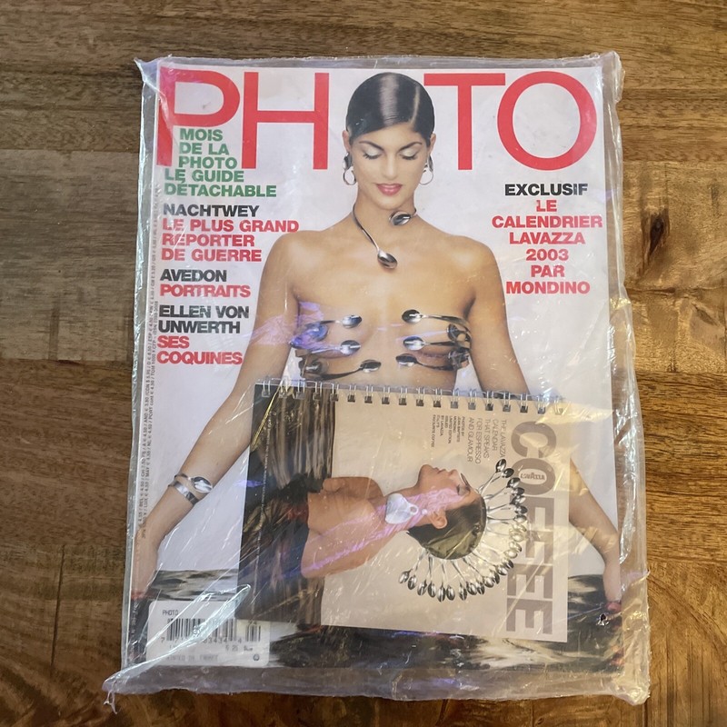 French Photo 2002 issue #394 Sealed With Calendar