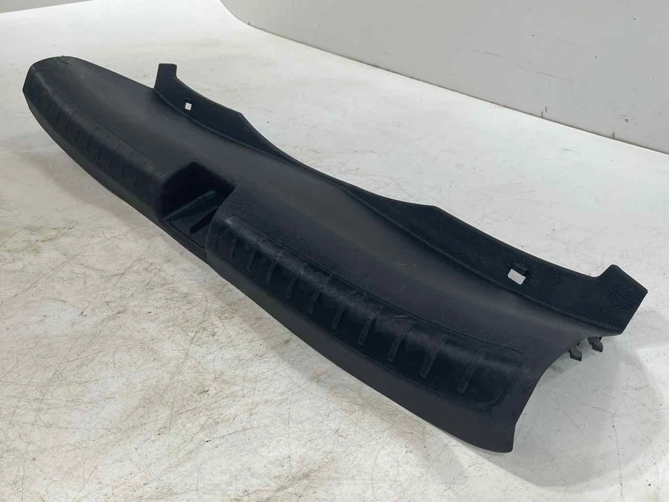 Оригинальная накладка на задний порог багажника подходит для седана HONDA CIVIC 2022–2025 годов выпуска - Изображение 3 из 4