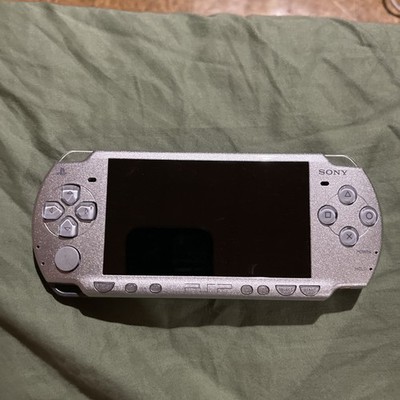 Sony PlayStation Portable Silver PSP-2001 Handheld Console Gaming System READ