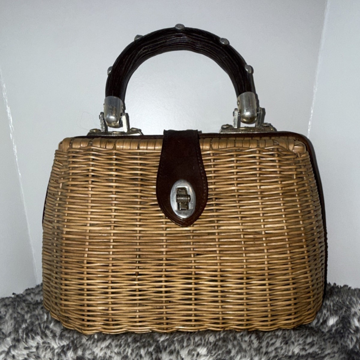 1960s vintage 籠バッグ 1960s British Hong Kong VINTAGE Hand Made Wicker Frame Bag with