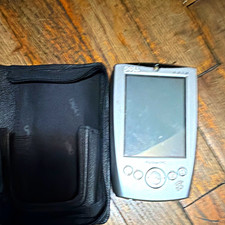 Dell Axim Pocket PC PDA Touchscreen Color LCD 64MB 240x320 w/ Case