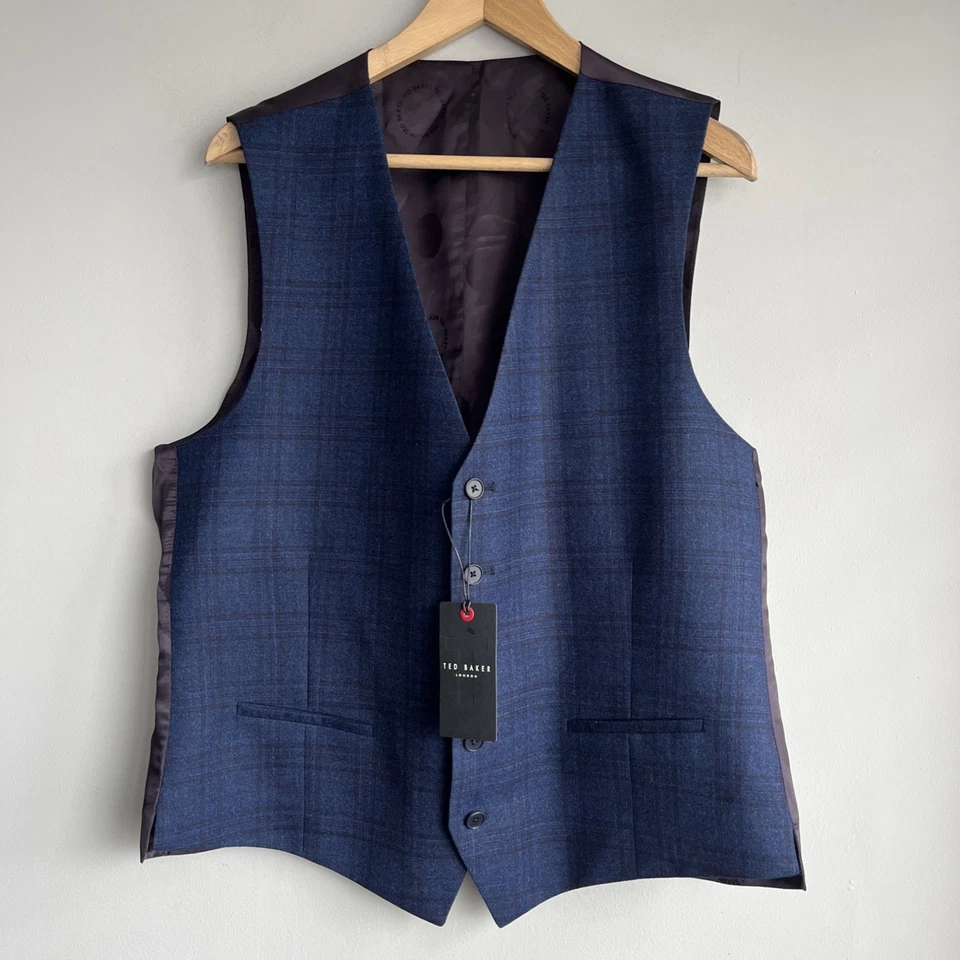 Ted Baker Slim Fit Blue and Mauve Check Waistcoat UK 44 Reg BNWT RRP £110 - Image 4 of 4