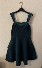 Windsor Women’s Off-The-Shoulder Emerald Green Cocktail Dress Size Medium