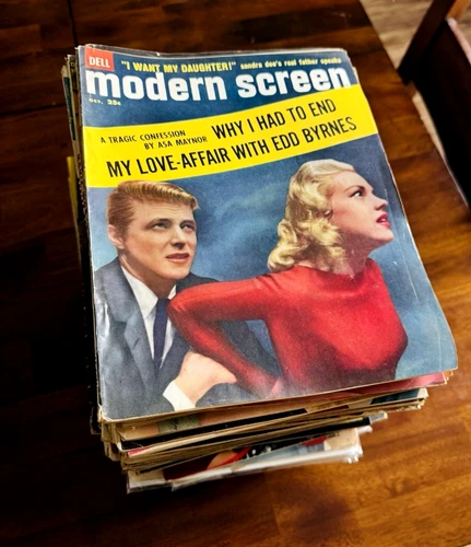 103 Vintage Hollywood Movie Magazines 1940s-70s Photoplay Modern Screen HUGE LOT
