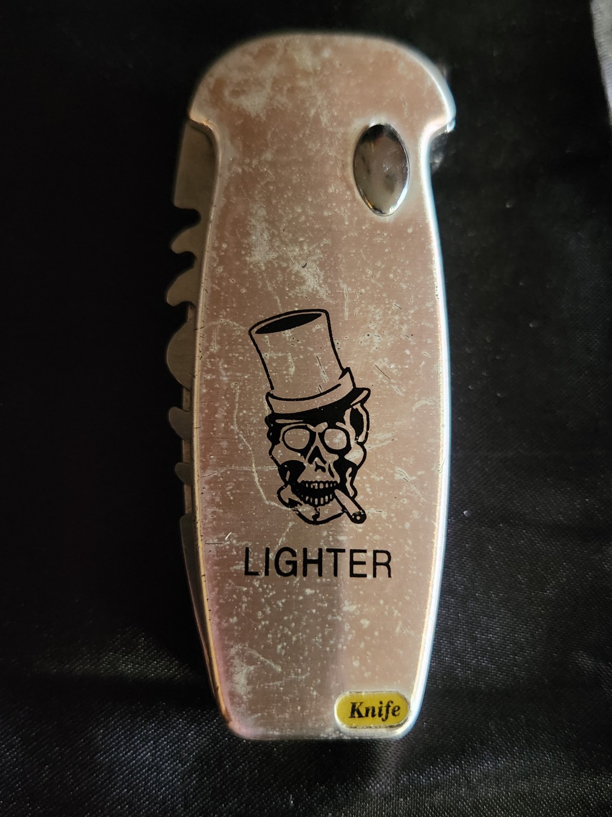 Skull Head Unique Usa Flag Lighter Knife Collectible