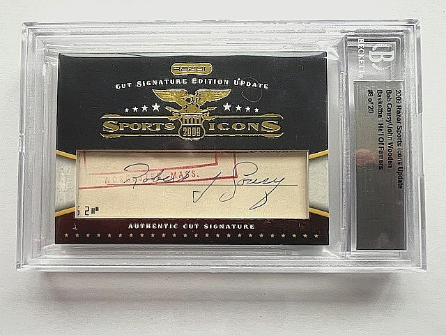 Bob Cousy 2009 Razor Sports Icons Update / John Wooden Dual Cut Auto /20 