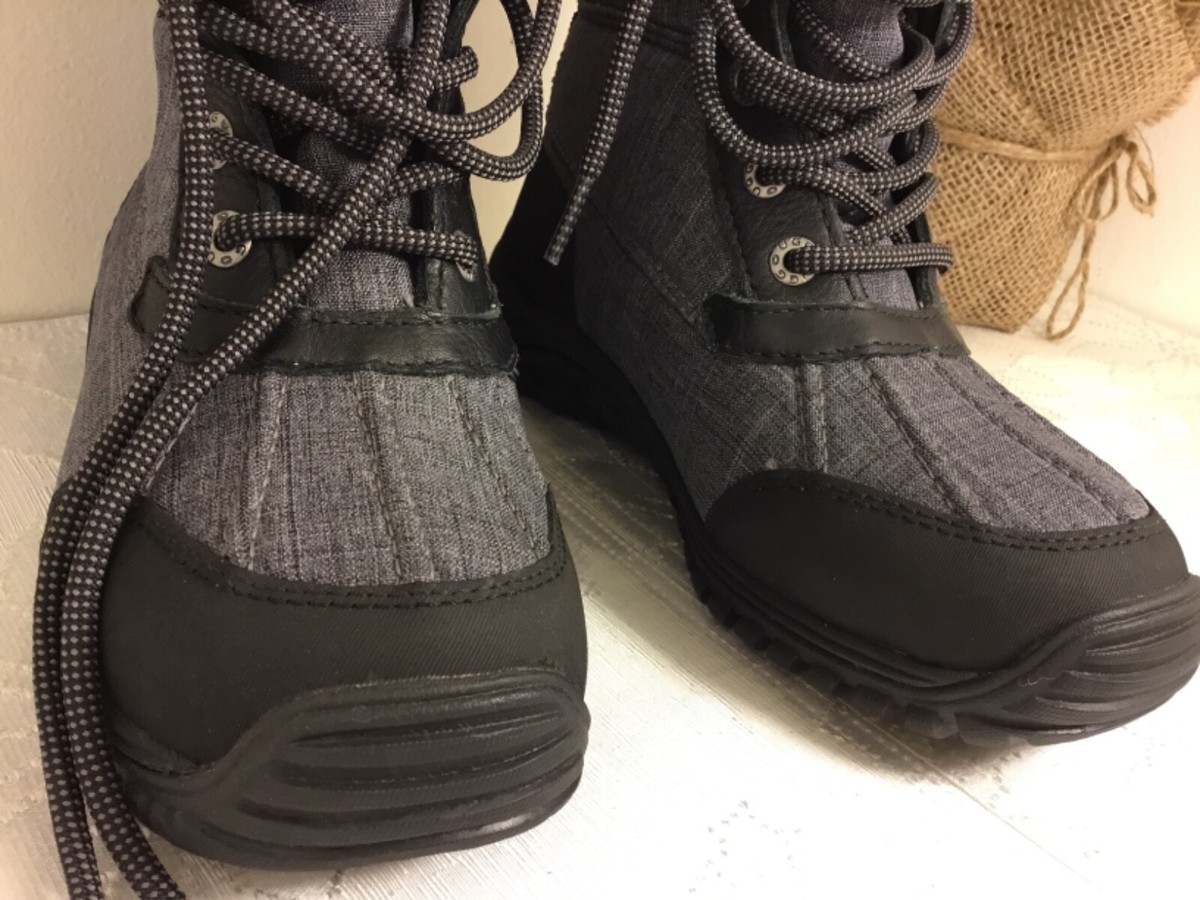 ugg 1005589