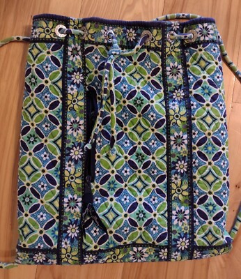 Vera Bradley Daisy Flower Quilted Drawstring Backpack - Blue  display picture 3