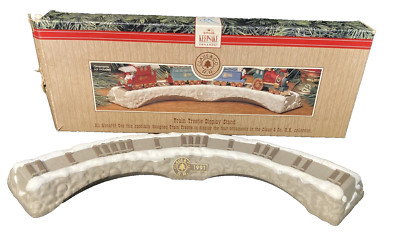 Vintage 1991 Hallmark Keepsake Clause & Co R.R. Train Trestle Display Stand 
