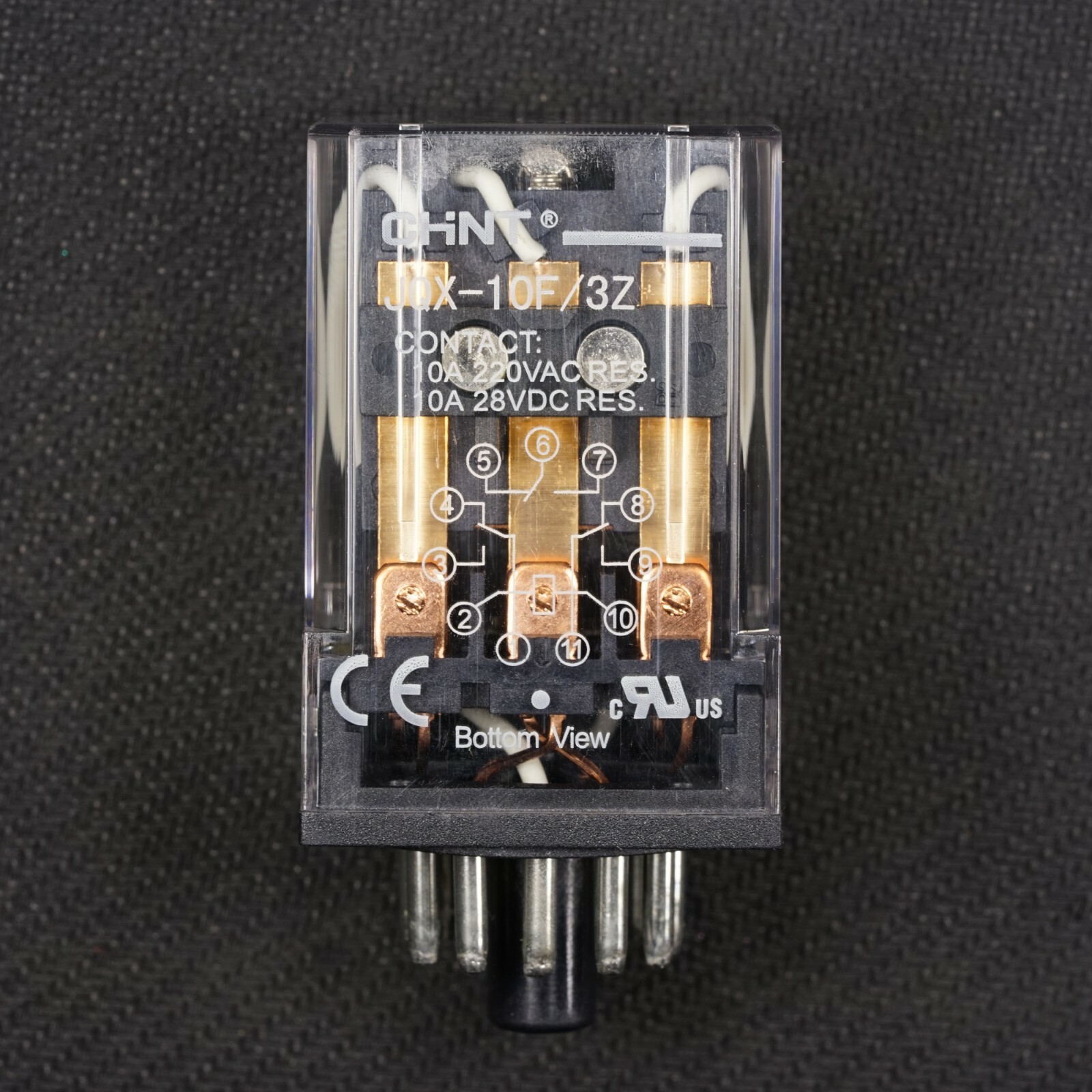 NEW 11 Pin Octal Base 240V AC Relay 3PDT General Purpose Plug In Ice Cube 10A