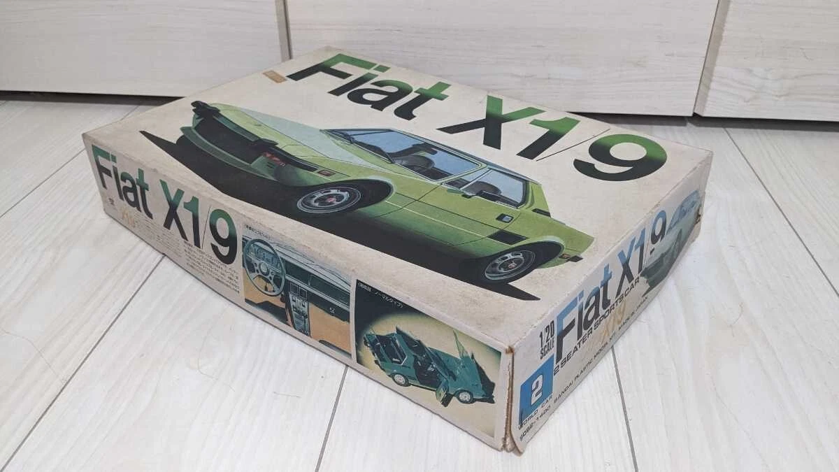 FIATフィアットX1/9 ラリータイプ バンダイ 1/20 未組立 プラモデル