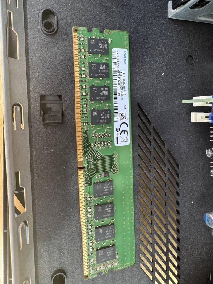 英特尔 i5-6400 CPU + 联想 LGA1151 主板 + 8GB (2x4GB) DDR4 RAM 捆绑出售物品 — 第 4/4 张图片