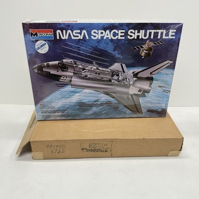 1979 Monogram NASA Space Shuttle Plastic Model Kit