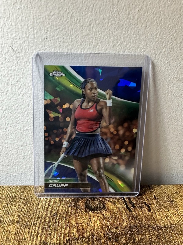 2025 Topps Chrome Sapphire Edition Coco Gauff #200